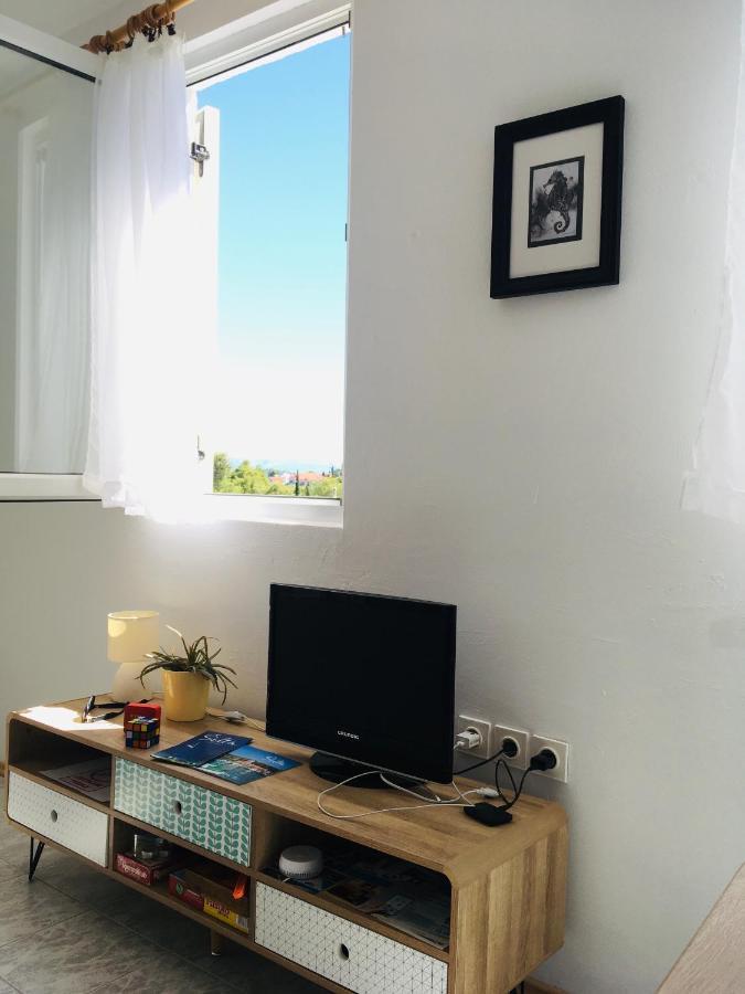 Solenta - Sunny & Bright Apartment Near Beach W Self Checkin Nečujam 외부 사진
