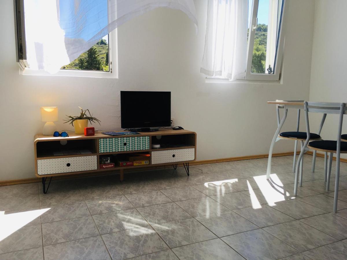 Solenta - Sunny & Bright Apartment Near Beach W Self Checkin Nečujam 외부 사진