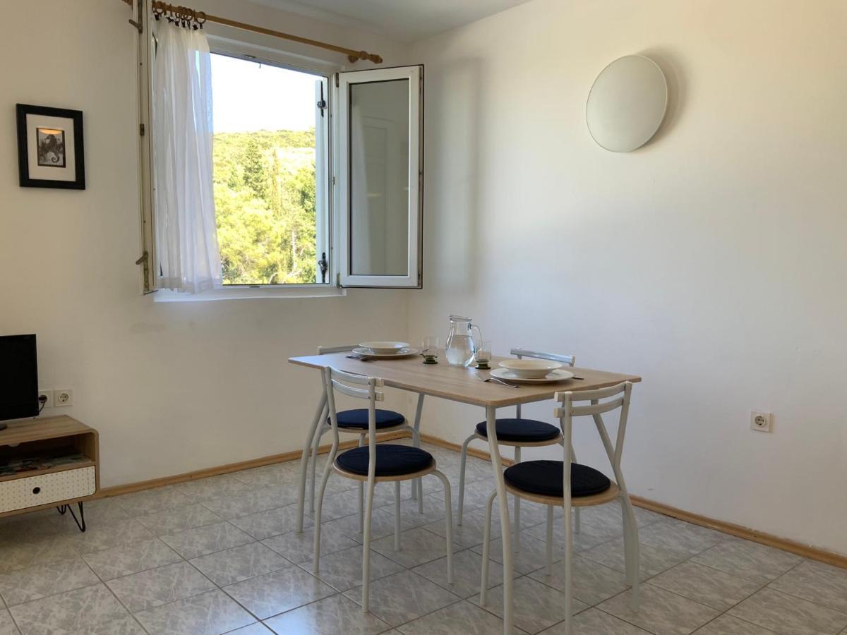 Solenta - Sunny & Bright Apartment Near Beach W Self Checkin Nečujam 외부 사진