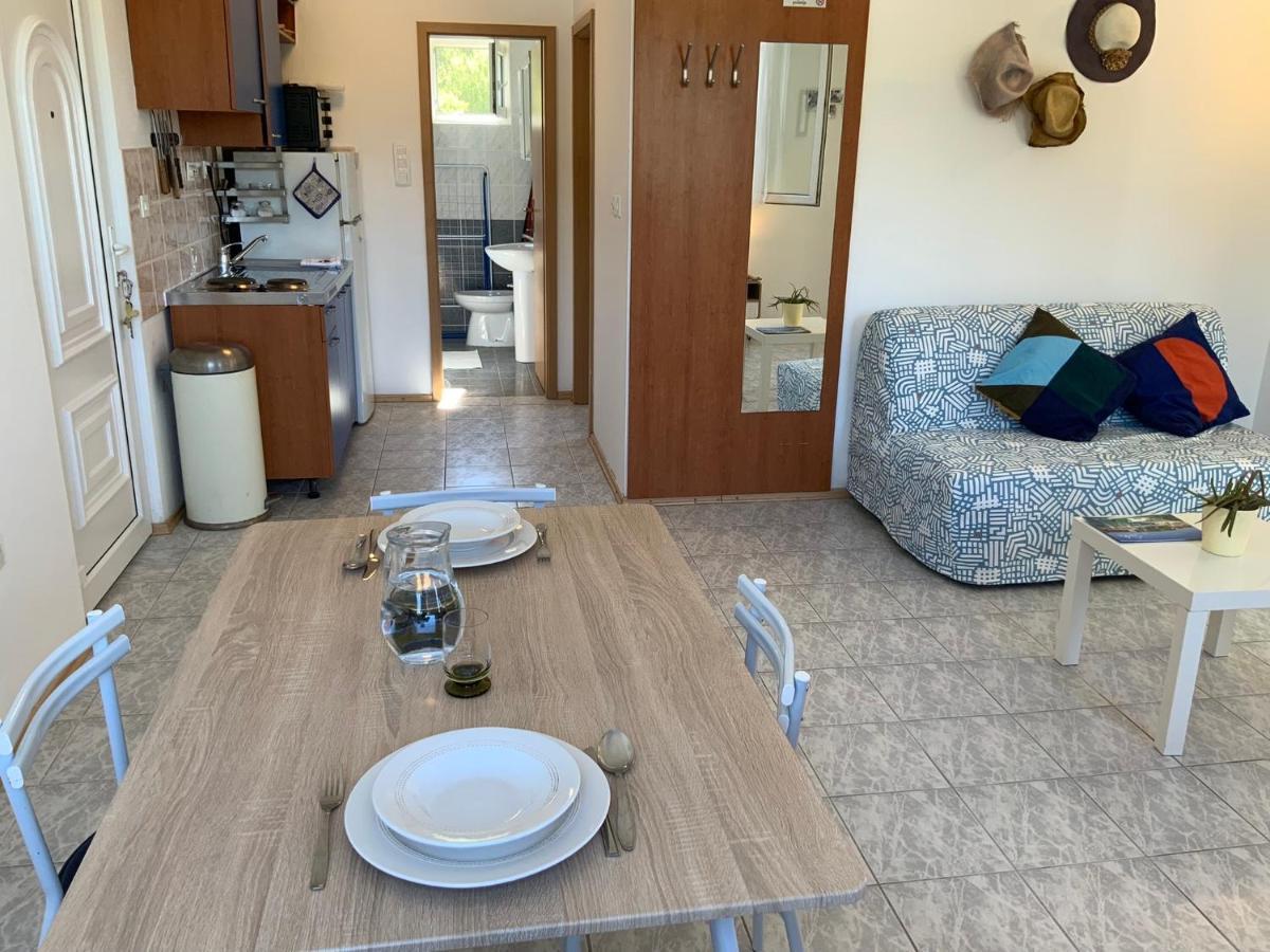 Solenta - Sunny & Bright Apartment Near Beach W Self Checkin Nečujam 외부 사진