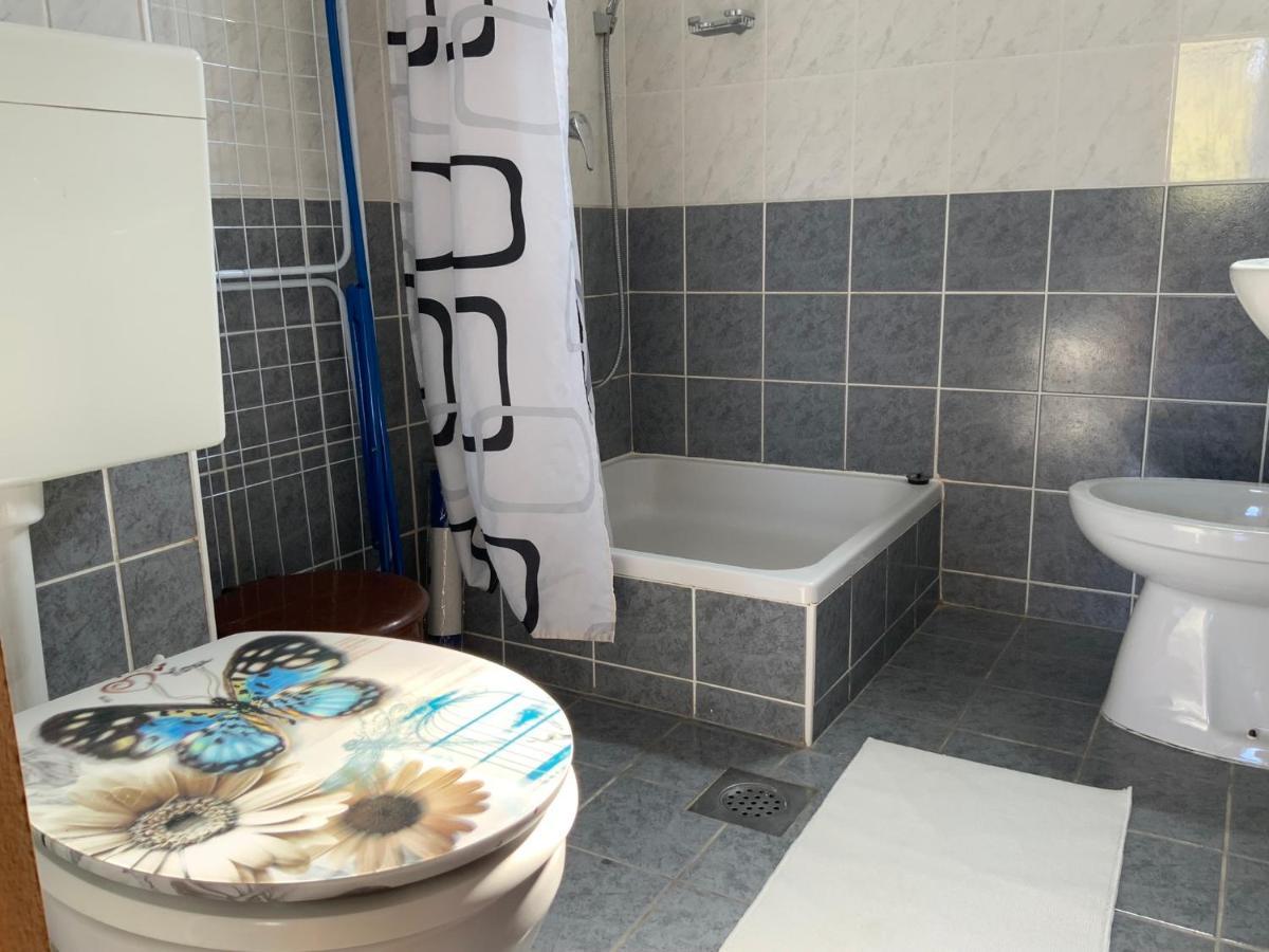 Solenta - Sunny & Bright Apartment Near Beach W Self Checkin Nečujam 외부 사진